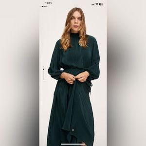 Drawstring waist dress